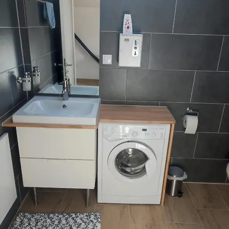 公寓 Dani Kottmannsdorf